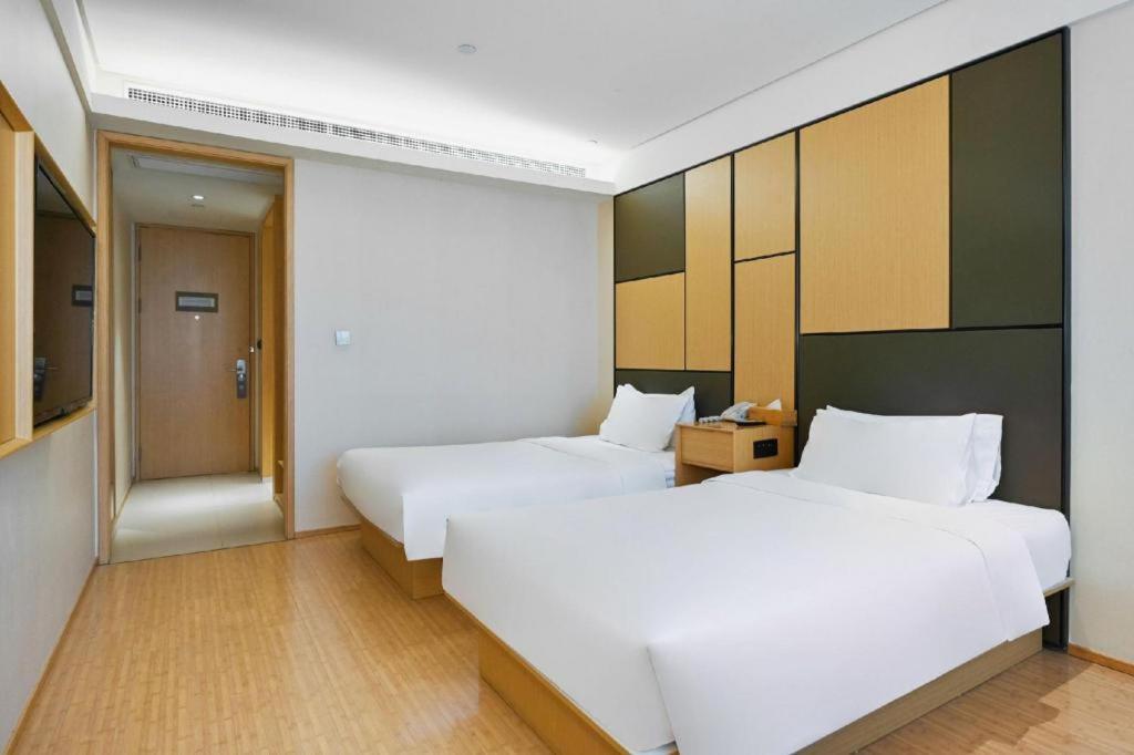 Ji Hotel Shanghai Hongqiao Yan'An XI Road Exteriör bild