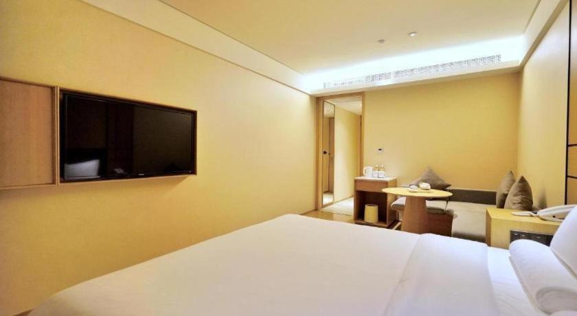 Ji Hotel Shanghai Hongqiao Yan'An XI Road Exteriör bild