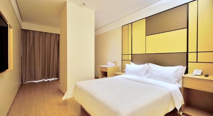 Ji Hotel Shanghai Hongqiao Yan'An XI Road Exteriör bild